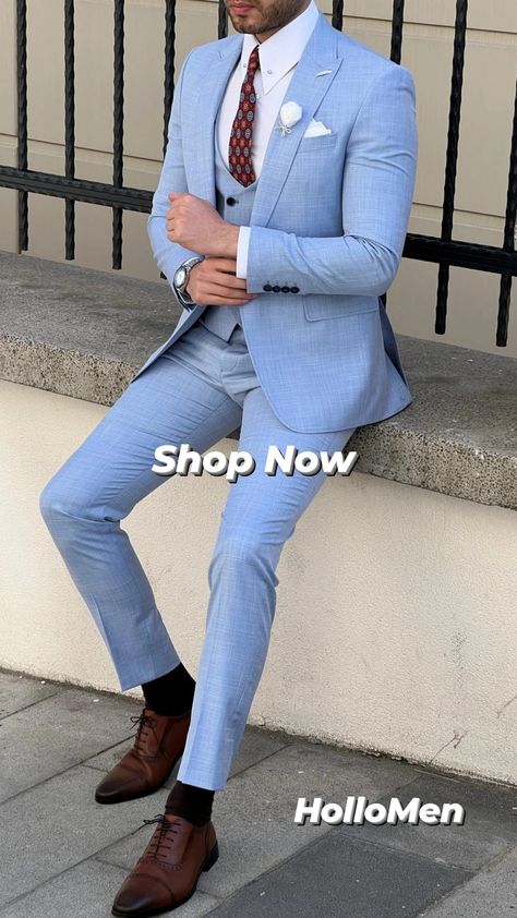 A blue suit in display. It is available to order at Hollomen.com Blue Slim Fit Suit, Suit Clothes, Clothes Jacket, Blue Suit Men, Beige Suits, Pants Gift, Suit Material, Men Suit, Shirt Tie