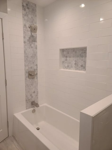 Bathroom Tub Wall Ideas, Tub Shower Combo With Tile, Bath Tub Backsplash Ideas, Onyx Shower Ideas With Tub, Tub Tile Surround Ideas, Tub With Tile Walls, Bathtub Surrounds, Bath Tub Tile, Bathtub Tile Surround