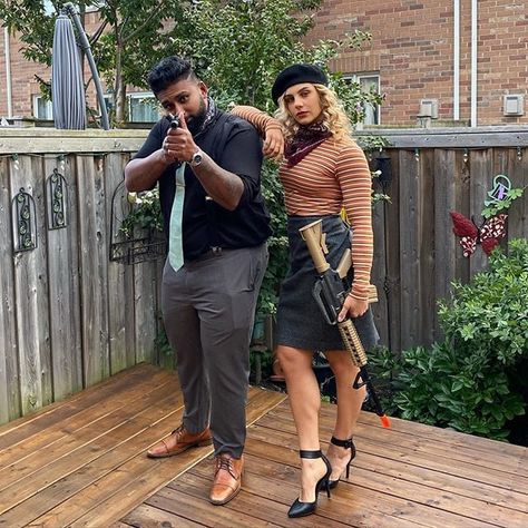 Bonnie And Clyde Costume, Movie Couples Costumes, Bonnie And Clyde Halloween, Movie Duos, Bonnie Und Clyde, Couples Halloween Costumes, Halloween Parejas, Best Couples Costumes, Duo Costumes