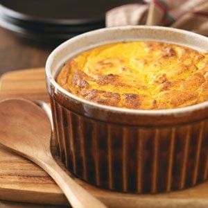 Winter Squash Souffle Bake Squash Souffle, Souffle Recipes, Souffle Dish, Pumpkin Pudding, Winter Squash, Pumpkin Dessert, Baking Recipes, Delicious Desserts, Chef