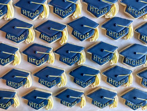 Law School Cookies Decorated, Lawyer Cookies Royal Icing, High School Cookies Decorated, Pharmacy School Graduation Cookies, Confirmation Royal Icing Cookies, Trinity Catholic, Royal Icing Cookies Recipe, Graduation Cookies, Royal Icing Decorations