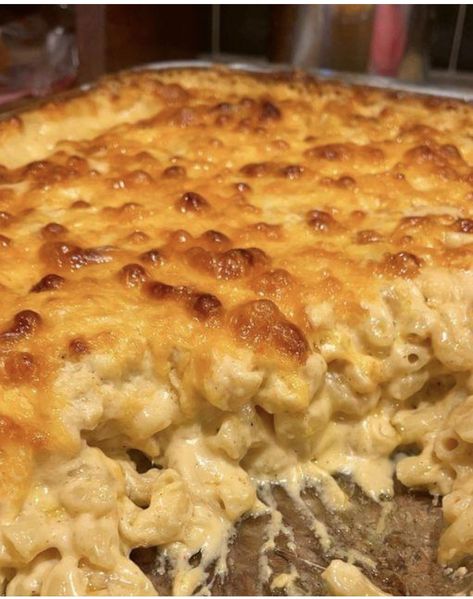 Mac And Cheese Easy, Easy Mac N Cheese, Tesco Real Food, Food Therapy, Easy Homemade Recipes, Elbow Macaroni, Yummy Comfort Food, Macaroni Cheese, Cheese Recipe