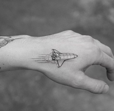 #space #spacecraft #hand #tattoo #ink #tumblr Space Shuttle Tattoo, Small Spaceship, Chevron Tattoo, Outer Space Tattoos, Spaceship Tattoo, Cosmos Tattoo, Geometric Wolf Tattoo, Rocket Tattoo, Le Tattoo