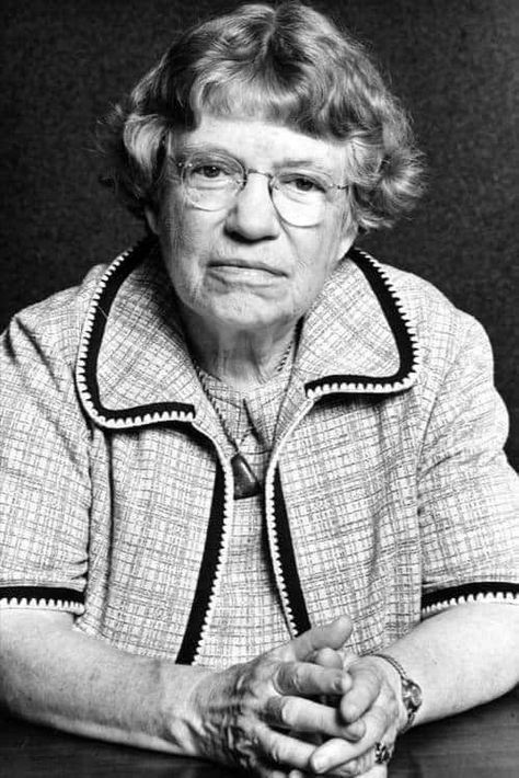 I will leave the world in your hands | “Years ago, anthropologist Margaret Mead was asked by a student what she considered to be the first sign of civilization in a culture How To Become Happy, Margaret Mead, Gretchen Rubin, Human Personality, Broken Leg, English Literature, Badass Women, Again And Again, Mead