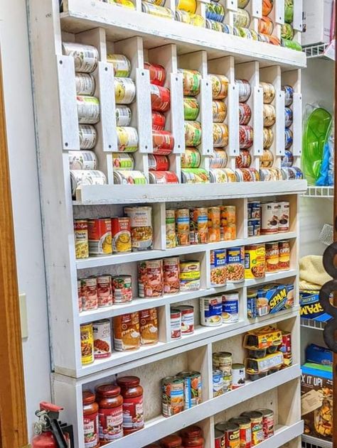 Pan Storage Pantry, Can Storage Ideas, Cold Cellar, Small Kitchen Storage Hacks, Canned Good Storage, Diy Food Storage, Prepper Pantry, Food Storage Rooms, Diy Pantry Organization