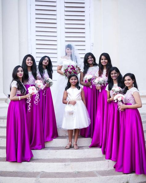 Indian Wedding Bridesmaids, Christian Wedding Dress, Wedding Christian, Brides Maid Gown, Bridesmaid Dresses Indian, Indian Bridesmaid Dresses, Bridesmaid Saree, Dress Code Wedding, Dresses Classy