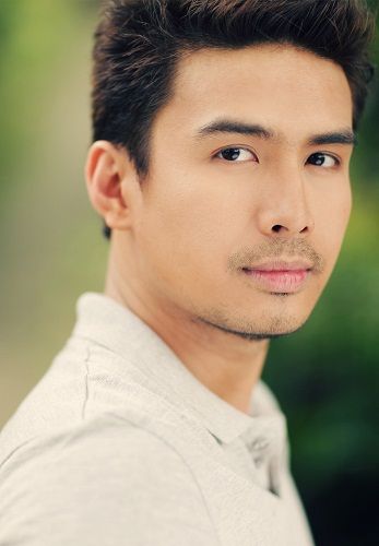 Christian Bautista, Guy Sebastian, Under A Spell, Josh Groban, Hot Actors, The Philippines, Actors & Actresses, Pretty People, Philippines