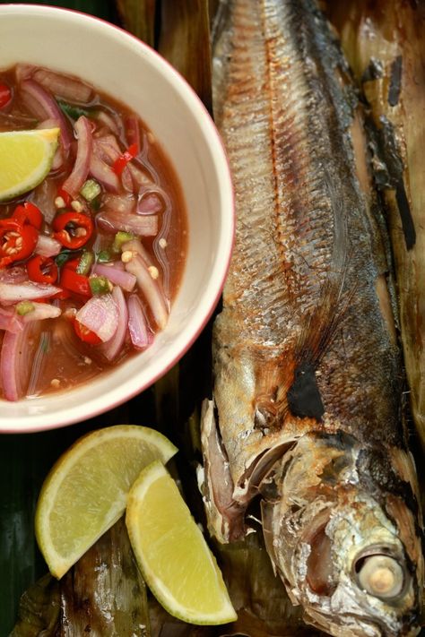 Air Asam dan Ikan Caru Bakar - masam manis Masakan Melayu, Nyonya Food, Asian Fish Recipes, Malay Food, Philippines Food, Asian Kitchen, Malaysian Food, Indian Snacks, Indonesian Food