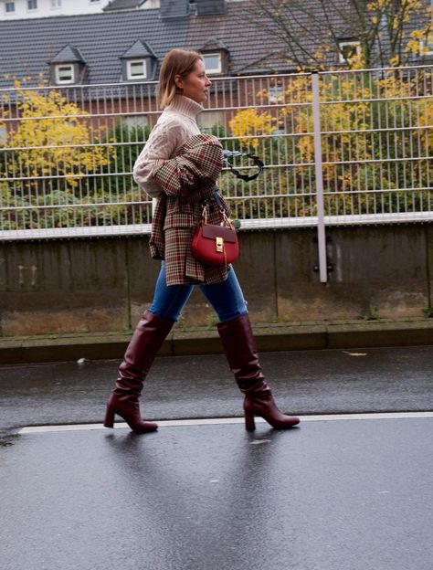 Burgundy Knee High Boots Outfit, Burgundy Boots Outfit, Dark Red Boots, Bordeaux Boots, Burgundy Knee High Boots, Red Boots Outfit, Otk Boots Outfit, Jeans Boots Outfit, Leather Boots Outfit