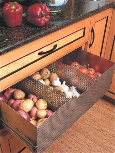 Root vegetables and onions are best stored at room temperature — not in the refrigerator. But aside from taking up space on your pantry shelves or on your kitchen counter, what's the best way to store…More #KitchenStorage Diy Kitchen Drawer Ideas, Kitchen Drawers Diy, Modern Konyhatervezés, Vegetable Drawer, Kabinet Dapur, Diy Kitchen Storage, Kitchen Cabinet Organization, Smart Kitchen, Pantry Storage