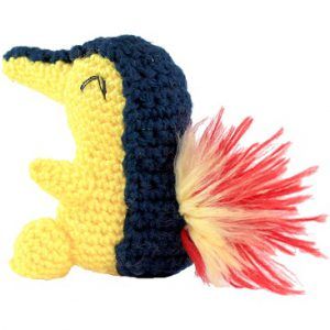 Cyndaquil Crochet Pattern Free, Crocheted Pokemon, Pokémon Crafts, Plushie Ideas, Love Pokemon, Pokemon Amigurumi, Pikachu Crochet, Pokemon Crochet, Pokemon Crochet Pattern