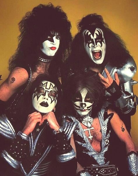 Kiss Group, Banda Kiss, Vinnie Vincent, Kiss Images, Kiss Members, Peter Criss, Kiss Army, Kiss Pictures, Vintage Kiss