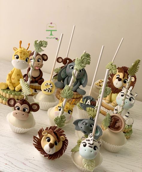 Nike Cookies Birthday, Safari Donut Ideas, Safari Theme Cake Pops, Safari Sweets Table, Wild One Cupcakes Boy, Safari Cupcakes Jungle Theme, Safari Cakepops, Safari Baby Shower Cupcakes, Jungle Smash Cake