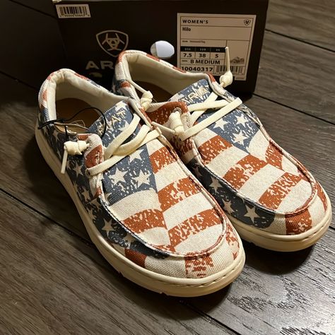 New Ariat Ladies 7.5 Hilo Distressed Flag Shoes. Arait Shoes, Ariat Hey Dudes, Ariat Fatbaby Womens, Ariat Patriot Boots Womens, Women's Arias Shoes Ariat, Aztec Shoes, Ariat Shoes, Bday Gifts, Ladies Shoes