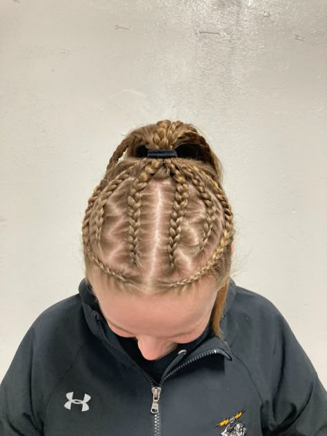 Paint Ideas 2023, Braid Hair Dos, Race Day Hair, Nails Paint, Running Hairstyles, Soccer Hairstyles, Volleyball Hair, Soccer Hair, Picture Day Hair