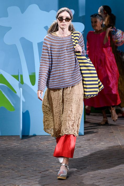 Daniela Gregis Spring 2020 Fashion Show | The Impression Daniela Gregis 2023, Daniela Gregis 2023 2024, Daniela Gregis, Knitwear Catwalk 2023, Knitwear Fashion 2020, Knit Fashion Runway, Daniela Gregis Knitwear, Daniela Gregis 2022, Bright Sweater