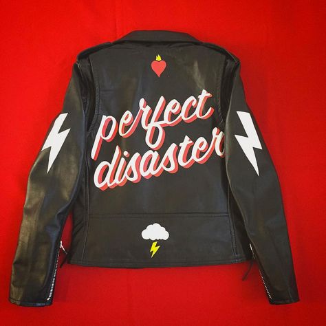 Vintage Leather Jackets, Hand Painted Leather Jacket, Jacket Hand Painted, Painted Leather Jacket, Edgy Outfit, Outfit Essentials, Custom Leather Jackets, Painted Denim Jacket, Painted Jacket