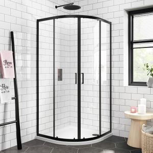 Loft Bathroom Ideas, Bathroom Mountain, Black Showers, Black Shower Doors, Small Shower Room, Small Shower, Corner Shower Enclosures, Loft Bathroom, Shower Trays