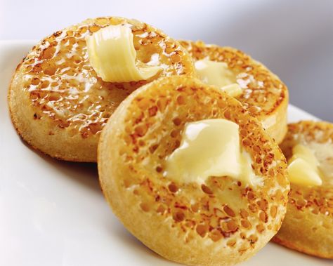 Warburtons releases its crumpets recipe so you can whip up a batch at home Warburtons Crumpets, Crumpets Recipe, English Crumpets, Homemade Crumpets, Mcdonalds Recipes, Crumpet Recipe, Cookie Dough Ice Cream, Choc Chip Cookies, Crumpets