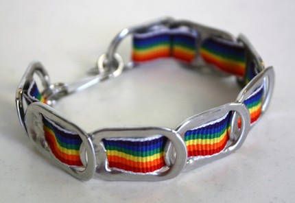 Rainbow Tab Bracelet Soda Tab Bracelet, Pop Tab Bracelet, Tab Bracelet, Soda Tab Crafts, Can Tab Crafts, Pop Tab Crafts, Soda Tabs, Diy Fashion Projects, Monster Crafts