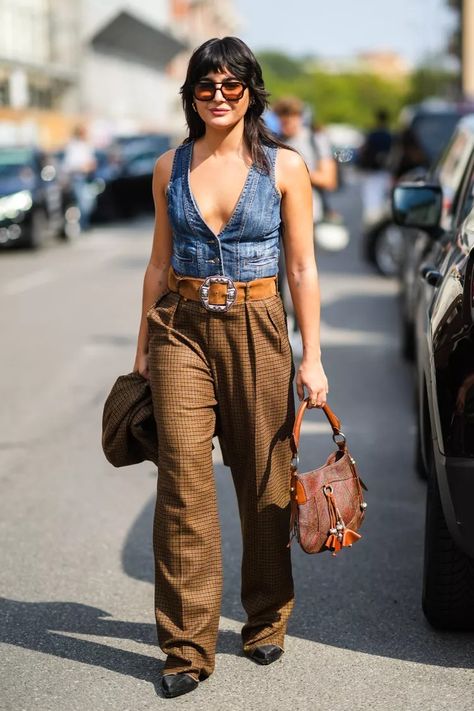 How to Wear a Belt 8 Ways Corset Top Pants Outfit, Belted Outfits Women, Accesorize Outfits How To, Belts On Dresses, Statement Belt Outfit, Thick Belt Outfit, Tan Belt Outfit, Waist Belt Outfit, Belts Aesthetic