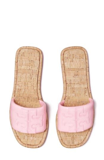 A sleek leather slide accented by Tory's signature double-T logo is ready to upgrade your warm-weather style. Leather upper and lining/rubber sole Imported Europe Summer Shoes, Cute Sandals Aesthetic, Trendy Things To Buy, Pink Tory Burch Sandals, Tory Burch Sandals Outfit, Cute Sandals For Summer, Sandals Preppy, Shoes For Sports, Cute Tennis Shoes