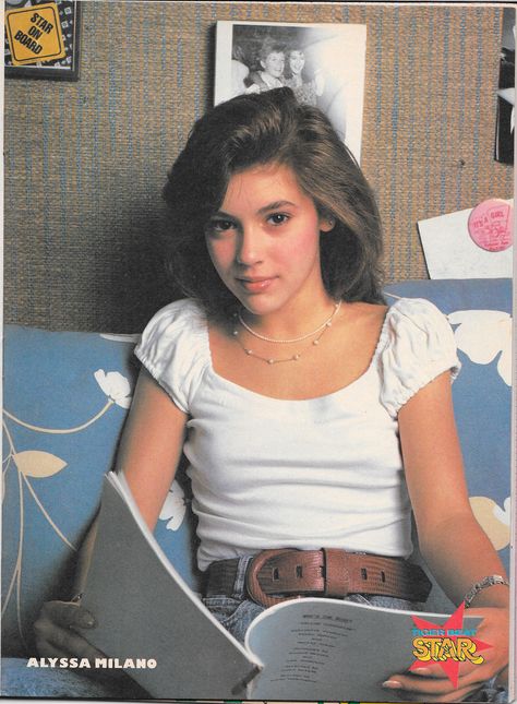 Alyssa in Tiger Beat Star, May 1988 Alyssa Milano Young, Allysa Milano, Alisa Milano, Alyssa Milano Charmed, Linda Evans, Holly Marie Combs, Tiger Beat, Alyssa Milano, Raincoats For Women