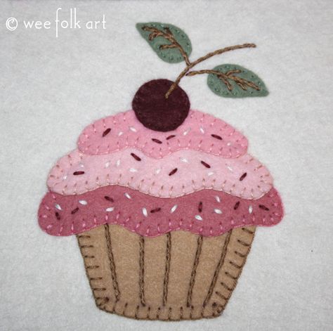 Please With A Cherry On Top Applique Block – Wee Folk Art Wee Folk Art, Wee Folk, Wool Work, Felted Wool Crafts, Wool Quilts, Sunbonnet Sue, Handmade Inspiration, Felt Embroidery, Wool Projects