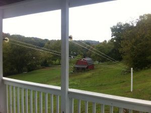 clever clothes line pulley system, never have to leave your porch ... Diy Clothes Line, Pully System, Clothesline Diy, Outdoor Deck Decorating, Clothes Lines, Amish House, Backyard Bonfire, Garden Corner, Homestead Ideas