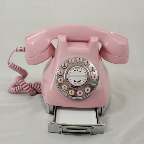 40's Style, Vintage Phone, Vintage Phones, Phone Aesthetic, 40s Fashion, Desk Phone, Telephones, Corded Phone, Landline Phone