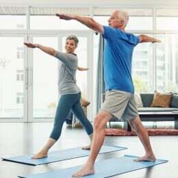 4 Exercises Seniors Should Do Everyday - SilverSneakers Couple Yoga, Wellness Workshop, Lower Body Muscles, Couples Yoga, Yoga Posen, Cool Yoga Poses, Balance Exercises, Yoga Block, Senior Fitness