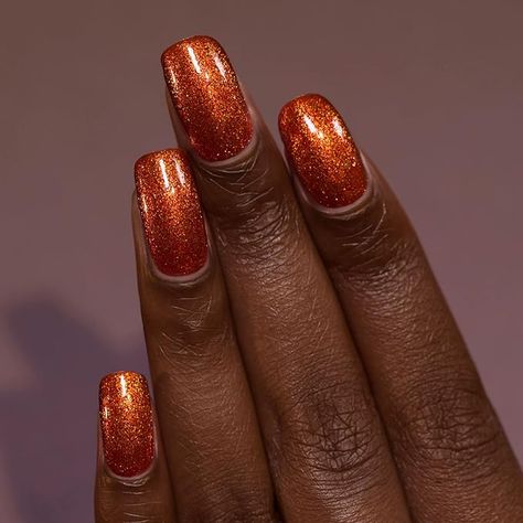 #affiliate WARM AND VIVID - A classic orange hue paired with a radiant finish; Pumpkin Patch is sure to be the pick of the season! Burnt Orange Ombre Nails, Amber Nails Design, Sparkly Fall Nails, Fall Nail Colours, Amber Nails, Curve Nails, Acrylic Nails Glossy, Nails Short Medium, Medium Acrylic Nails