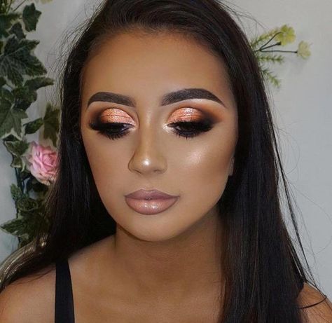 Warm Fall Makeup, Orange Makeup Looks, Orange Smokey Eye, Thanksgiving Makeup Looks, Simple Eyeshadow Looks, Concert Hair, Pumpkin Eyes, Thanksgiving Makeup, Orange Eye Makeup