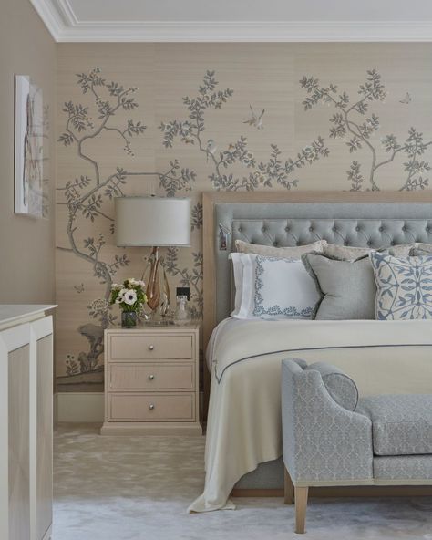 The Wallpaper Trends You Can Expect to See in 2022 Aesthetic Interior Design, Luxury Home Accessories, Casa Country, Bad Inspiration, Wallpaper Trends, Beautiful Interior Design, Bad Design, Master Bedrooms Decor, Wallpaper Bedroom