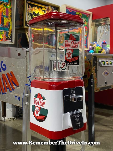 White Gumball Machine, Vintage Gumball Machine Decor, Old Gumball Machine, Gumball Machine Target, Antique Gumball Machine, Sky King, Oak Acorn, Gumball Machine, Vending Machine