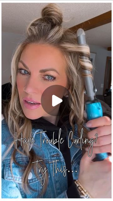 Natalie Palmer on Instagram: "Do you have trouble figuring out how to use your curling iron?! Wrap your hair around it, then clamp it for 2-3 seconds, and ta da!  -Comment SHOP for direct links to be sent to you… -Links can also be found in my stories for the day until they expire.  -Or you can always head over to the link in my bio to SHOP my styles too! *all products used and outfit will be 🔗🔗 in my bio on my Amazon Storefront or follow me on LTK!  Like and Comment🫶🏼 Follow for more tips, tricks, and hairstyles💋  #hairstyle #easyhairtutorials #hair #hairgoals #viralreel #beautytips #summerhair #longhair #nataliemwest #trending #fyp #hair #haircrush #bohostyle #heatlesshairstyle #shorts #viralshort #foryourpage #diy #volume #curling #curlingiron #momsofinstagram #amazonfashion" Curling Iron Tutorial, Curls For Long Hair, Heatless Hairstyles, Hair Tutorials Easy, Like And Comment, Amazon Storefront, Hair Crush, Short Hair Updo, Favorite Hairstyles