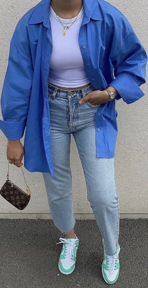 Jeans Mom Outfit, Outfits 30s, Casual Office Outfit, Hijab Fashion Summer, Mom Outfit, Blazer Outfits For Women, Muslim Outfits Casual, Office Casual Outfit, Uni Outfits