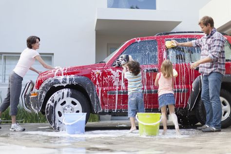 Is it better to break out the bucket and sponge at home or drive through a commercial car wash? Learn the pros and cons for both options. Car Wash Tips, Diy Car Wash, Soap Manufacturing, Car Wash Soap, Eco Friendly Cars, Clean Tires, Plant Projects, Clean Your Car, Car Images