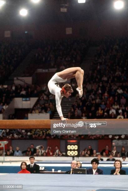 Olga Korbut, Alina Kabaeva, Gymnastics World, Nadia Comaneci, Gymnastics Competition, Gymnastics Photos, Acrobatic Gymnastics, 30 August, Gymnastics Pictures