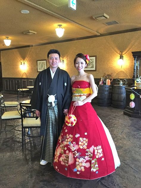 Shinto Wedding, Kimono Wedding Dress, Western Wedding Dress, Japanese Wedding Dress, Japanese Bride, Furisode Kimono, Kimono Gown, Modern Kimono, Western Wedding Dresses