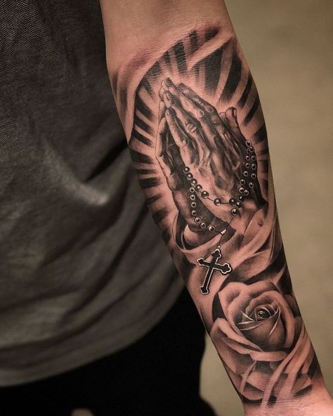 Religious Tattoo Sleeves, Dark Angel Tattoo, Tato Setengah Lengan, Tattoo Bras Homme, Praying Hands Tattoo, Half Sleeve Tattoos Forearm, Christian Sleeve Tattoo, Rosary Tattoo, Bauch Tattoos