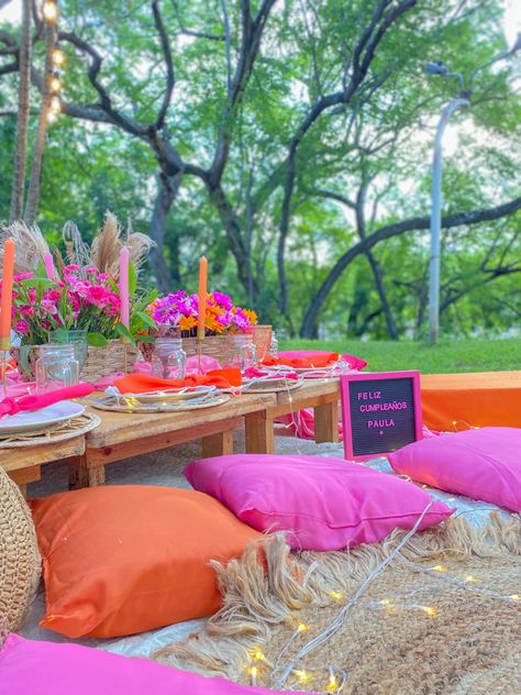 Pink And Orange Picnic Party, Pink And Orange Picnic, Yard Picnic, Bride Shower Gifts, Picnic Setting, Orange Birthday Parties, Coachella Birthday, Bright Color Decor, Colorful Picnic