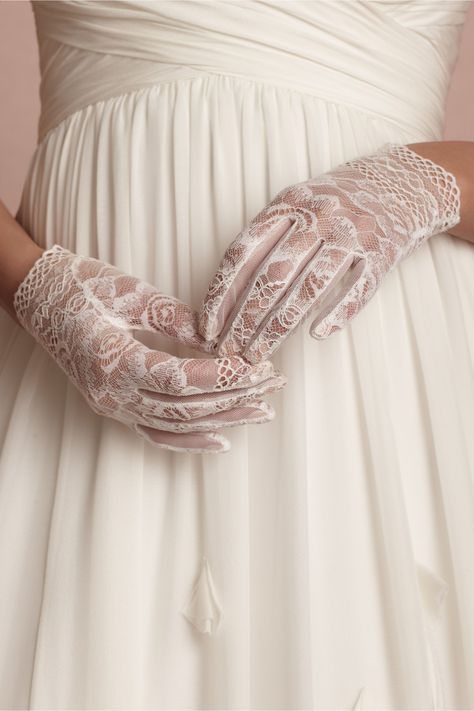 Heritage Gloves in Bridal Party & Guests Bridesmaids at BHLDN Bride Gloves, Bridgerton Aesthetic, Audrey Hepburn Inspired, Selection Series, 18th Century Costume, Ancient Magus Bride, She's A Lady, The Ancient Magus Bride, Anthropologie Wedding