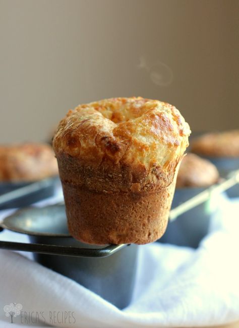 Smoked Gruyere and Thyme Popovers Popover Recipe, Crumpets, Recipe Board, Delicious Bread, Chef Gifts, Hot Chocolate Mug, Bread Board, Vegetarian Cooking, Quick Bread