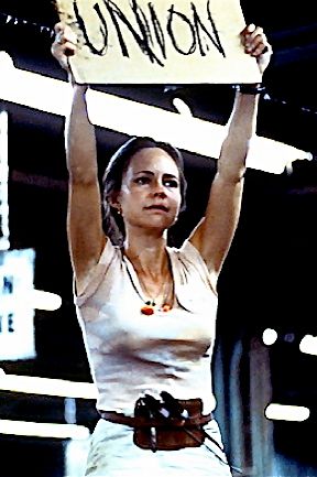 Sally Field as Norma Rae Webster in Norma Rae (1979) Norma Rae, Gap Band, Writing Photos, Sally Field, Civil Disobedience, Youtube Playlist, Academy Award Winners, Tough Girl, Academy Award