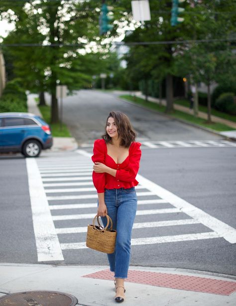 Date Outfit 2023, Red Date Night Outfit, Day To Night Outfit Ideas, Drinks Outfits, Day To Night Outfit, Jeans Heels Outfit, Night Outfit Ideas, Levis Outfit, Different Shades Of Red