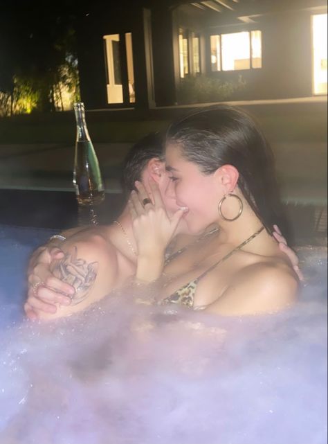 Madison Beer Boyfriend, Georg Listing, Photo Couple, This Is Love, Cute Relationship Goals, Madison Beer, Couple Aesthetic, Hopeless Romantic, Cute Couple Pictures