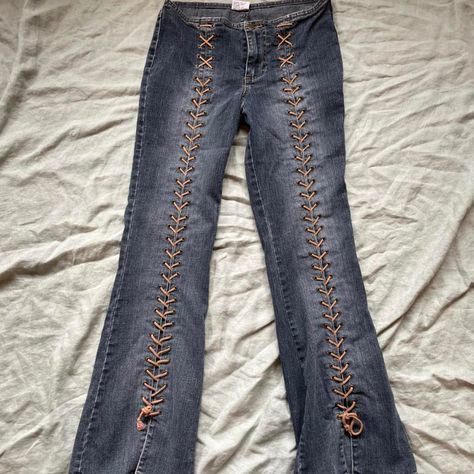 Y2k Lace Up Jeans, Monday Fits, Redo Closet, Homemade Clothes, Lace Up Jeans, Lace Up Pants, Jeans Y2k, Y2k Jeans, Thrift Shopping