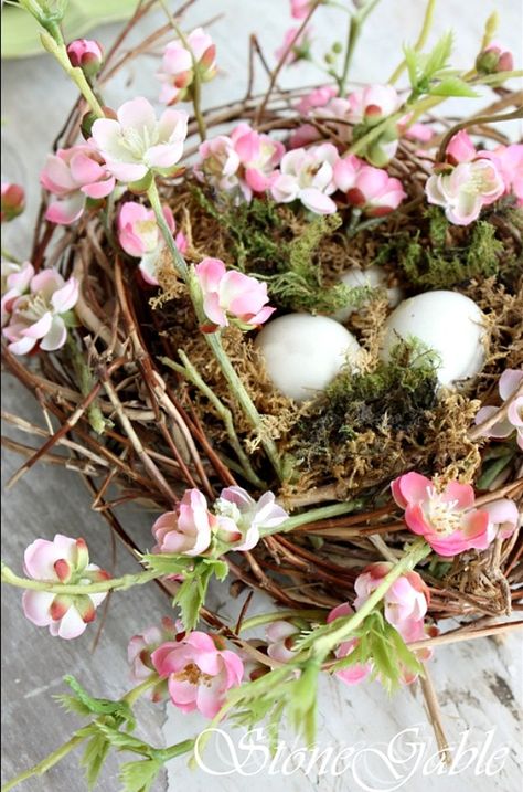 Feather-Your-Nest Ostara Decor, Pagan Spring, Altar Ideas, Easter Nests, Bird Nests, Spring Equinox, Wreath Summer, Easter Time, Beltane