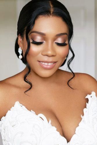 Romantic Hairstyles Black Women, Black Bride Makeup, Bride Makeup Ideas, Black Brides Hairstyles, Bride Makeup Natural, Black Bridal Makeup, Bride Hairstyles Updo, Monthly Budgeting, Black Wedding Hairstyles